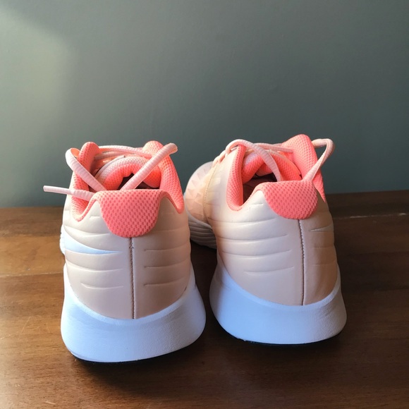 NWT Nike star runner sneakers - Picture 4 of 5